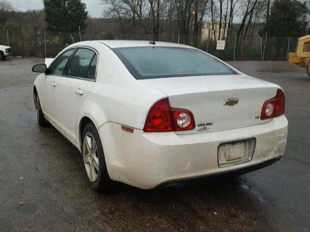 1G1ZG57B69F145702 - 2009 CHEVROLET MALIBU LS WHITE photo 3