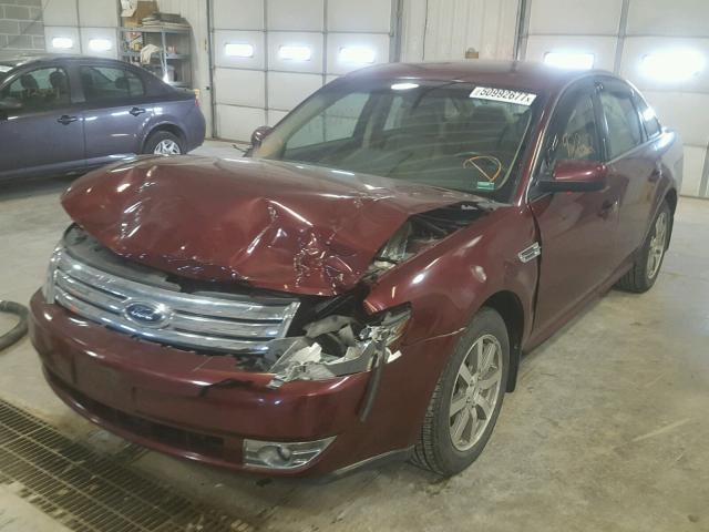 1FAHP24W38G157376 - 2008 FORD TAURUS SEL MAROON photo 2