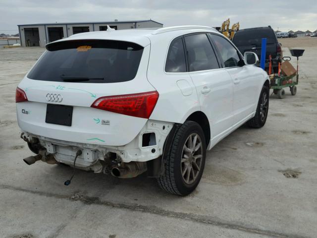 WA1LKAFP1AA104858 - 2010 AUDI Q5 PREMIUM WHITE photo 4