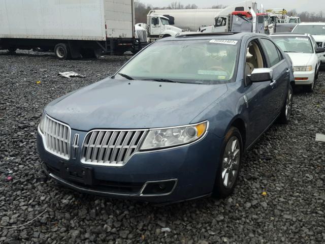 3LNHL2GC1BR766419 - 2011 LINCOLN MKZ BLUE photo 2