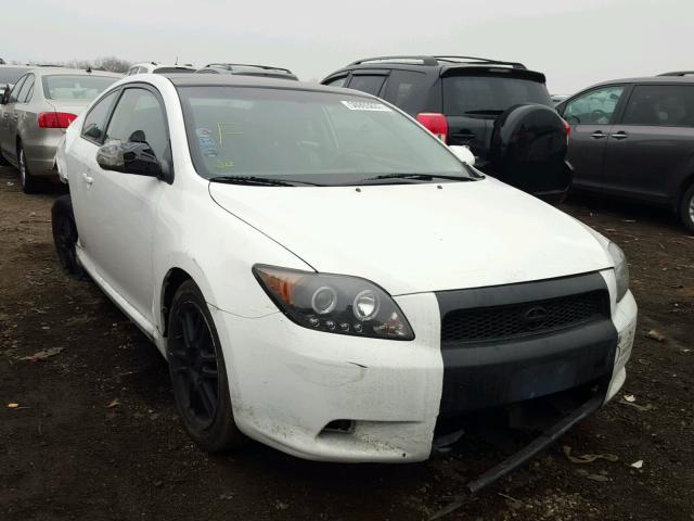 JTKDE177950010411 - 2005 TOYOTA SCION TC WHITE photo 1