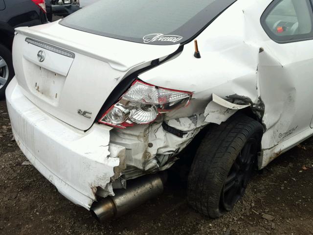 JTKDE177950010411 - 2005 TOYOTA SCION TC 白色 照片 10