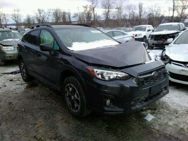 JF2GTABC8J8200633 - 2018 SUBARU CROSSTREK GRAY photo 1