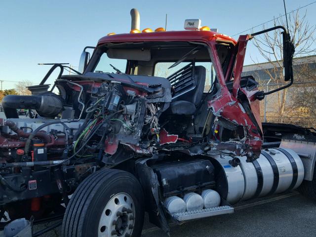 1M1AW02Y7CM019177 - 2012 MACK 600 CXU600 RED photo 9