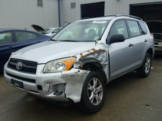 JTMZF33V49D009532 - 2009 TOYOTA RAV4 SILVER photo 2