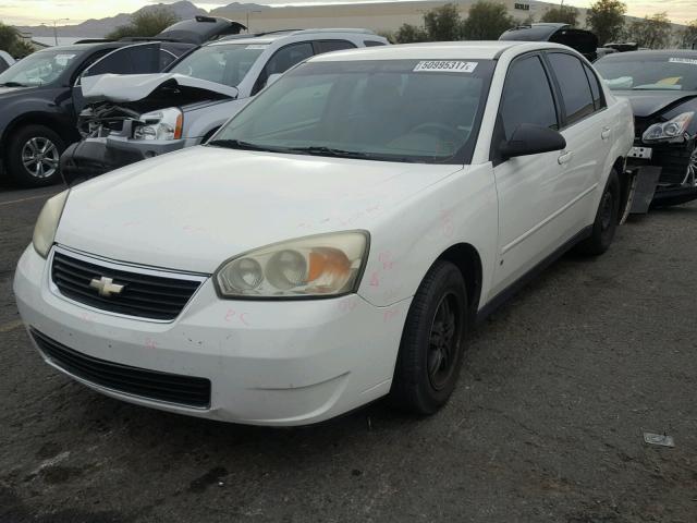 1G1ZS57F57F265795 - 2007 CHEVROLET MALIBU LS WHITE photo 2