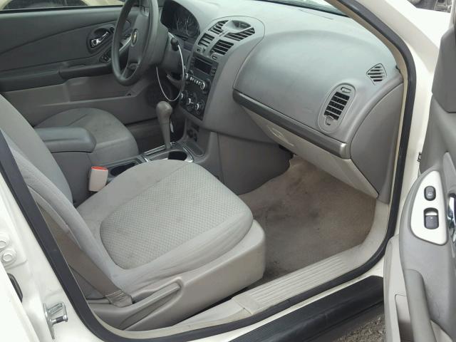 1G1ZS57F57F265795 - 2007 CHEVROLET MALIBU LS WHITE photo 5
