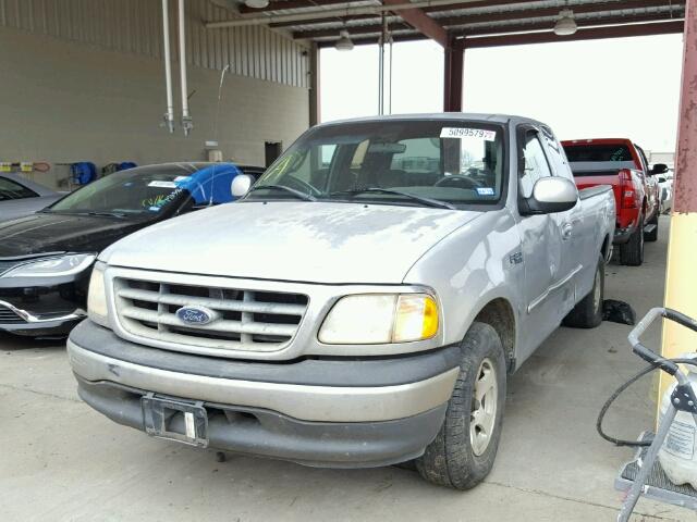 1FTZX17241NB02177 - 2001 FORD F150 SILVER photo 2