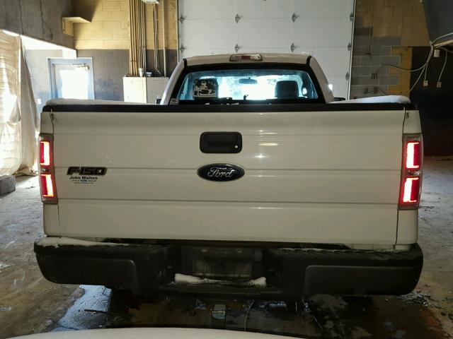 1FTMF1CW3AKA97531 - 2010 FORD F150 WHITE photo 6