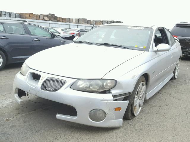 6G2VX12G54L262903 - 2004 PONTIAC GTO SILVER photo 2