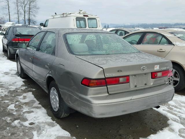 JT2BG22K5V0062850 - 1997 TOYOTA CAMRY LE SILVER photo 3