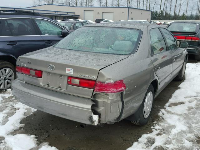 JT2BG22K5V0062850 - 1997 TOYOTA CAMRY LE ვერცხლისფერი ფოტო 4