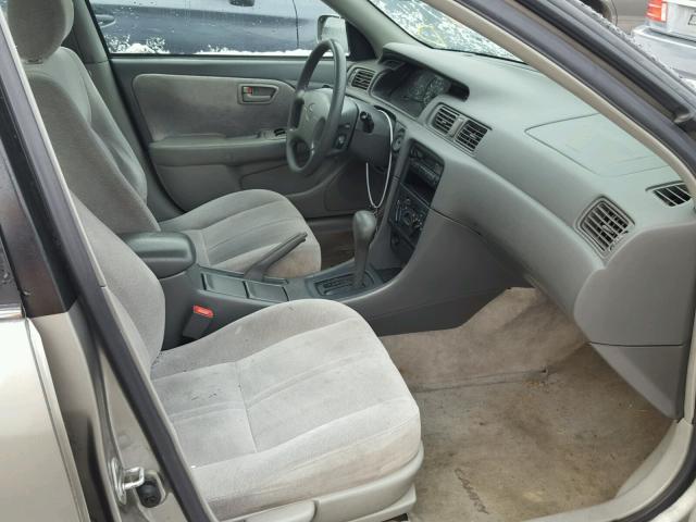 JT2BG22K5V0062850 - 1997 TOYOTA CAMRY LE ვერცხლისფერი ფოტო 5