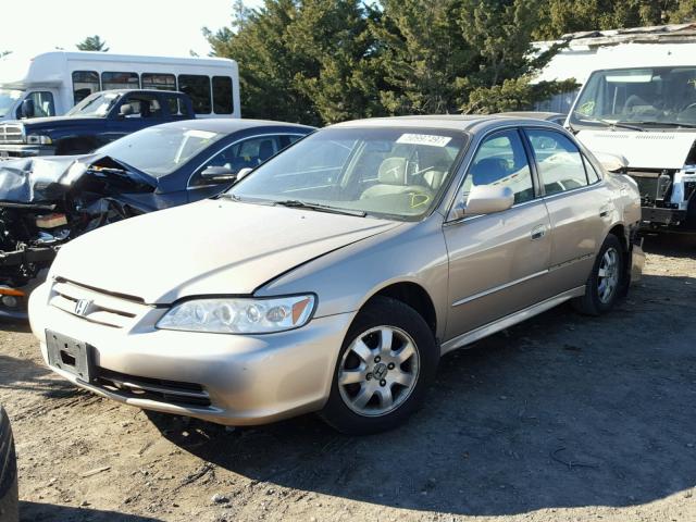 1HGCG55672A008680 - 2002 HONDA ACCORD EX GOLD photo 2