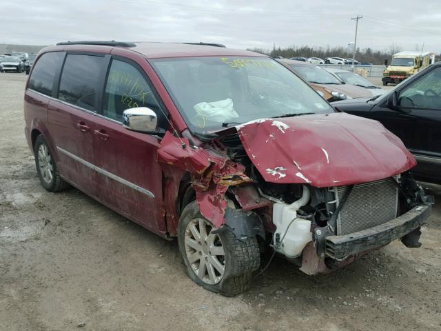 2A4RR8DG2BR683759 - 2011 CHRYSLER TOWN & COU RED photo 1