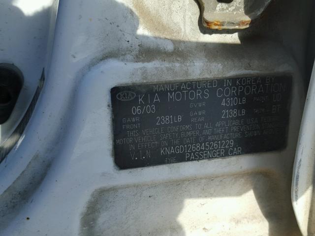 KNAGD126845261229 - 2004 KIA OPTIMA LX WHITE photo 10