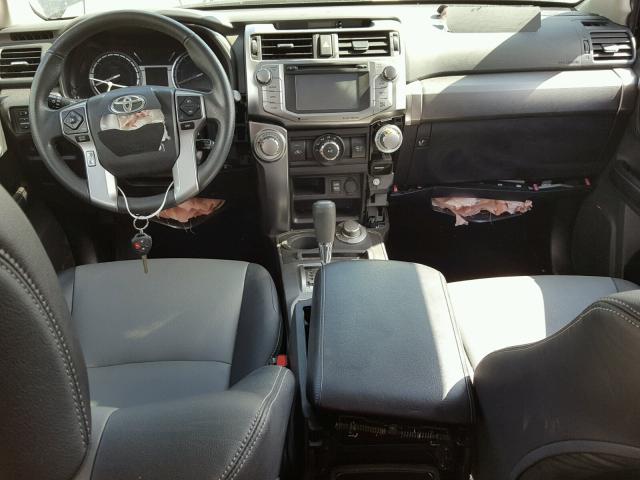 JTEBU5JR6G5299798 - 2016 TOYOTA 4RUNNER SR GRAY photo 9