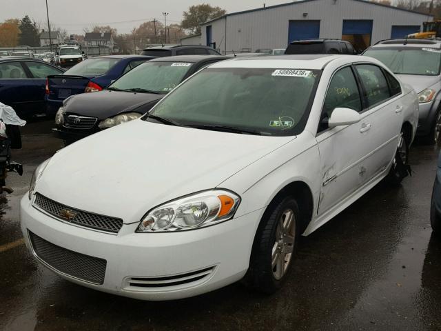 2G1WB5E35E1157242 - 2014 CHEVROLET IMPALA LIM WHITE photo 2