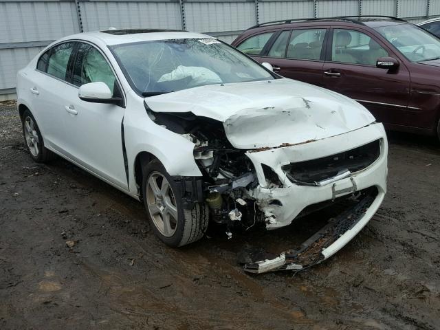 YV1622FS5C2058360 - 2012 VOLVO S60 T5 WHITE photo 1