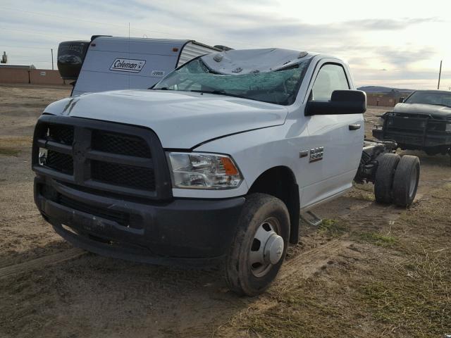 3C7WRSBJ3GG208982 - 2016 RAM 3500 WHITE photo 2