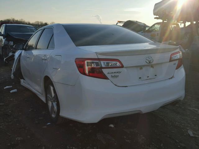 4T1BF1FK9DU723801 - 2013 TOYOTA CAMRY L WHITE photo 3