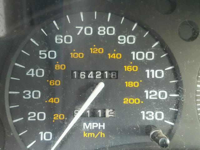 1G8ZH1272VZ293834 - 1997 SATURN SC2 SILVER photo 8