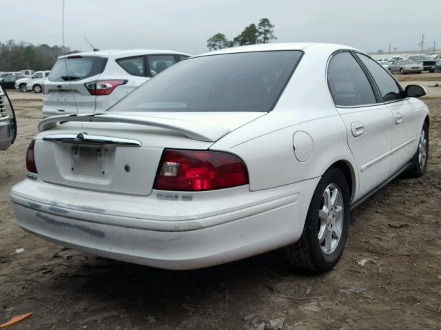 1MEFM50U72A650812 - 2002 MERCURY SABLE GS WHITE photo 4