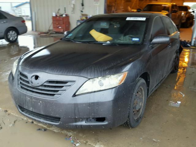 4T1BE46K17U675932 - 2007 TOYOTA CAMRY NEW GRAY photo 2