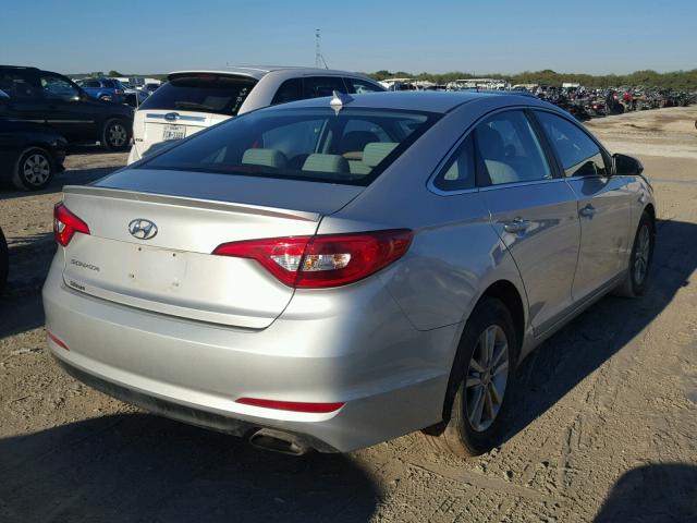 5NPE24AF6FH135070 - 2015 HYUNDAI SONATA SE SILVER photo 4