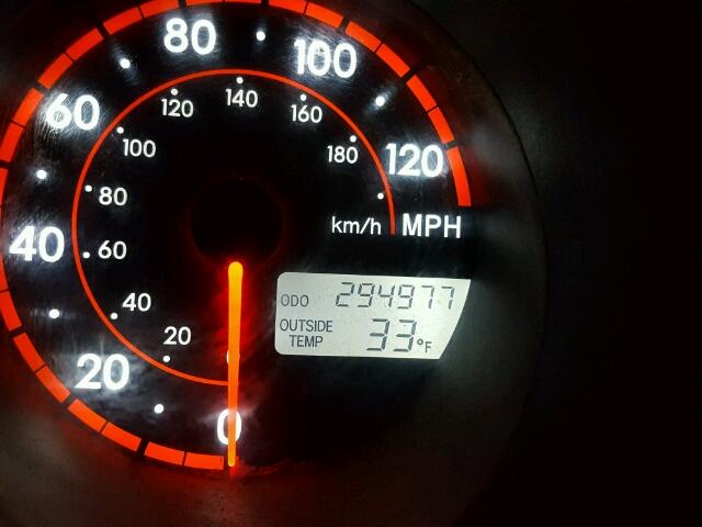 5Y2SL65807Z413138 - 2007 PONTIAC VIBE SILVER photo 8