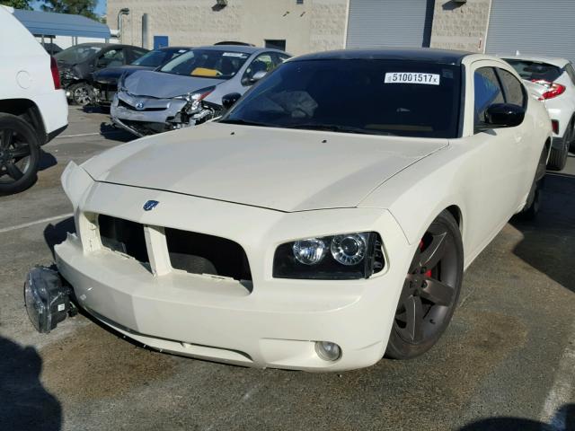 2B3CA8CT5AH304776 - 2010 DODGE CHARGER R/ WHITE photo 2