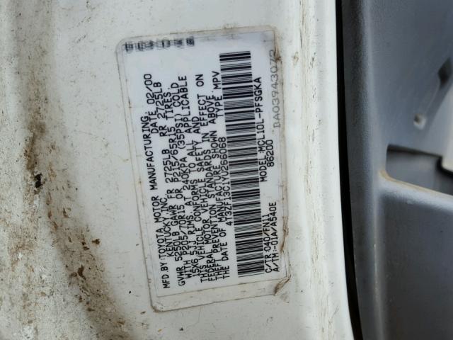 4T3ZF13C1YU266068 - 2000 TOYOTA SIENNA LE WHITE photo 10