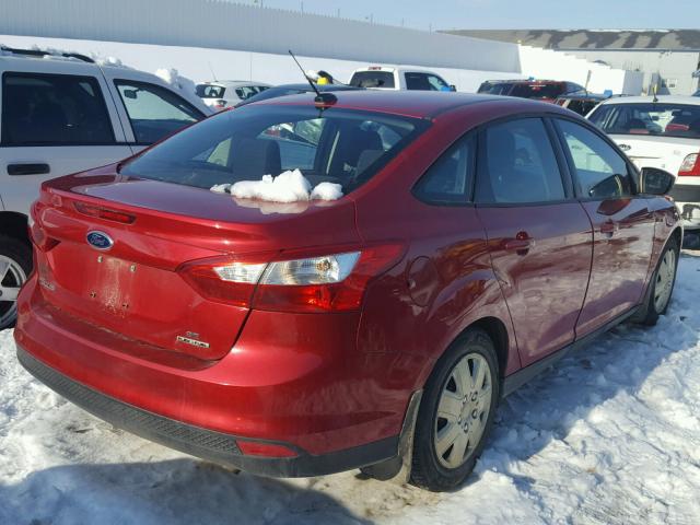 1FAHP3F23CL387273 - 2012 FORD FOCUS SE RED photo 4