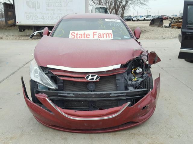 5NPEB4ACXBH045324 - 2011 HYUNDAI SONATA GLS RED photo 9