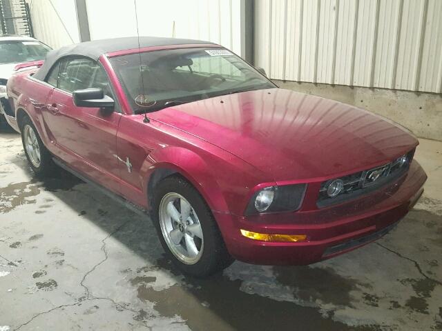 1ZVFT84N575348232 - 2007 FORD MUSTANG RED photo 1