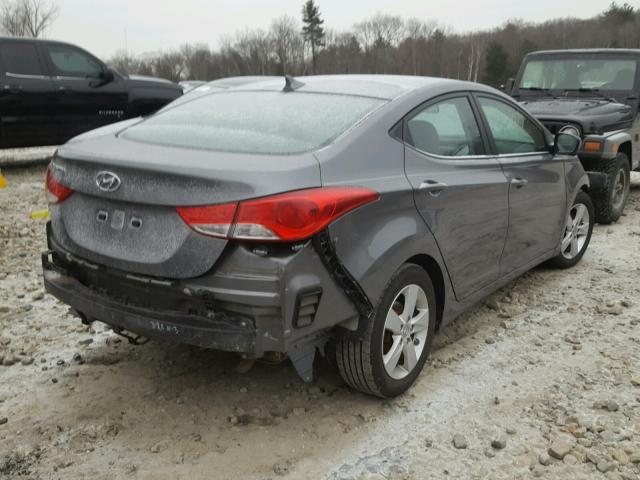 5NPDH4AE0DH432270 - 2013 HYUNDAI ELANTRA GL GRAY photo 4