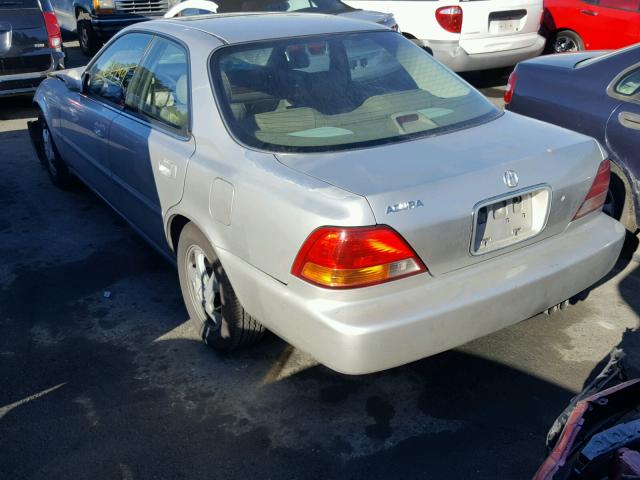 JH4UA3648WC003728 - 1998 ACURA 3.2TL SILVER photo 3