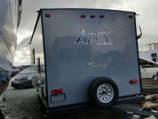 5ZT2CXHC8JL002892 - 2018 COACH APEX GRAY photo 3