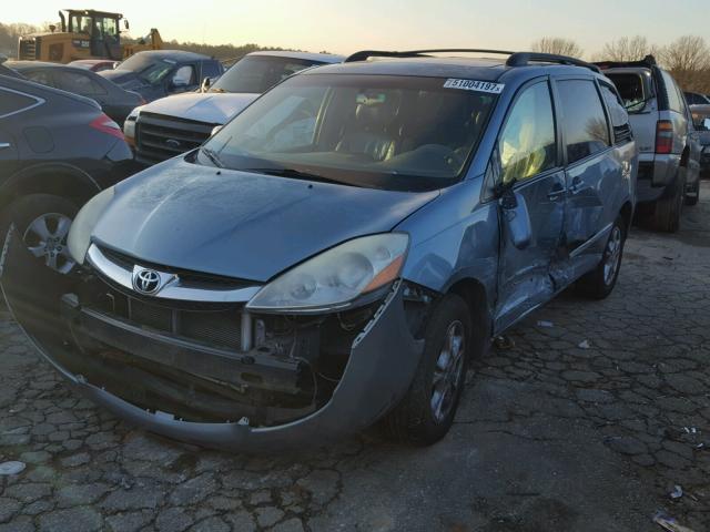 5TDBA22C66S063666 - 2006 TOYOTA SIENNA XLE BLUE photo 2