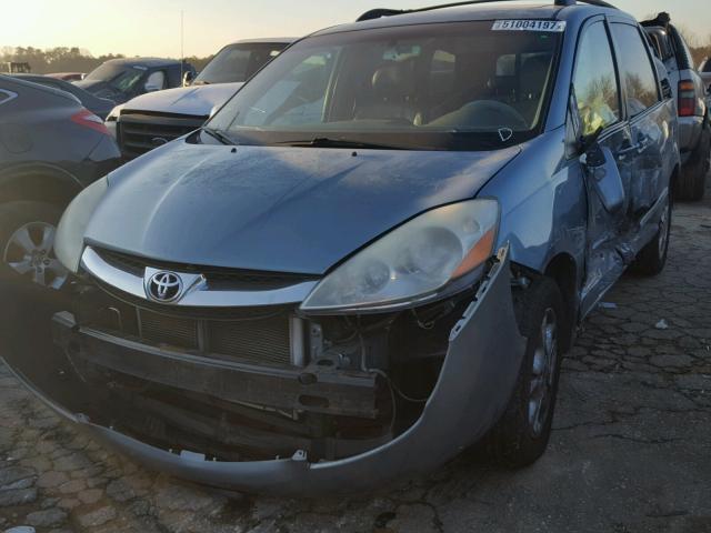 5TDBA22C66S063666 - 2006 TOYOTA SIENNA XLE BLUE photo 9