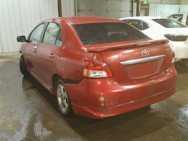 JTDBT923581227329 - 2008 TOYOTA YARIS RED photo 3