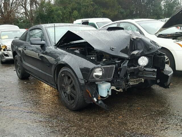 1ZVHT82H085179115 - 2008 FORD MUSTANG GT BLACK photo 1