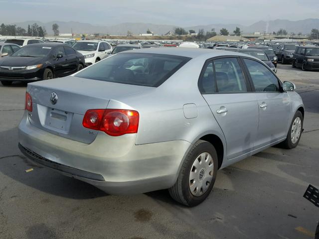 3VWPG71K36M726845 - 2006 VOLKSWAGEN JETTA VALU SILVER photo 4