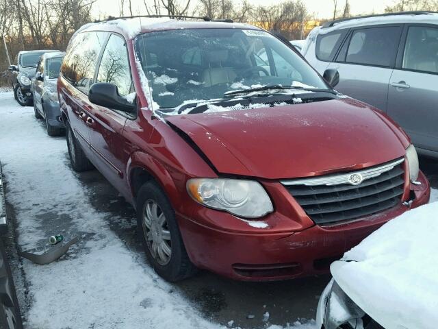 2C4GP54L95R142775 - 2005 CHRYSLER TOWN & COU Qırmızı foto 1