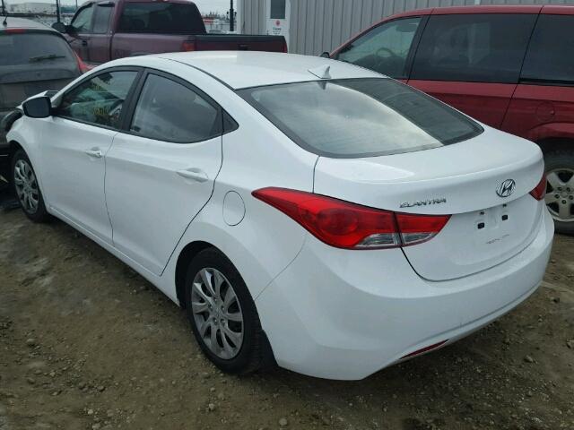 5NPDH4AE7DH270735 - 2013 HYUNDAI ELANTRA GL WHITE photo 3