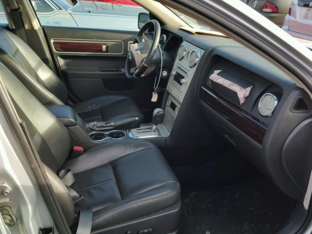 3LNHM26186R619193 - 2006 LINCOLN ZEPHYR SILVER photo 5