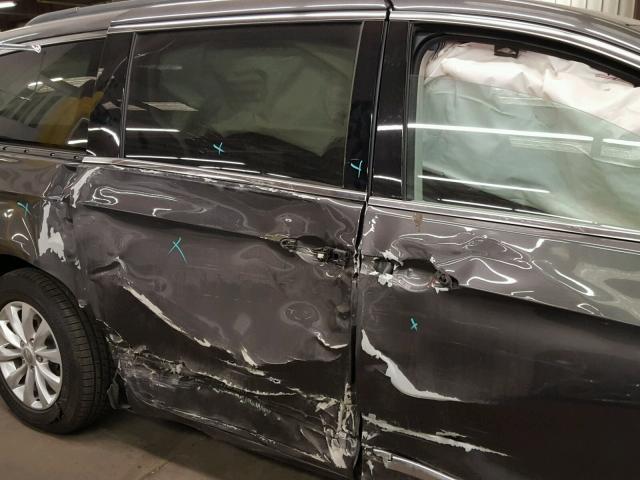 2C4RC1BG8HR526344 - 2017 CHRYSLER PACIFICA T GRAY photo 9