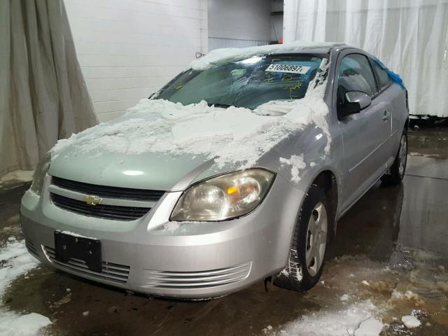 1G1AL18F087300823 - 2008 CHEVROLET COBALT LT SILVER photo 2