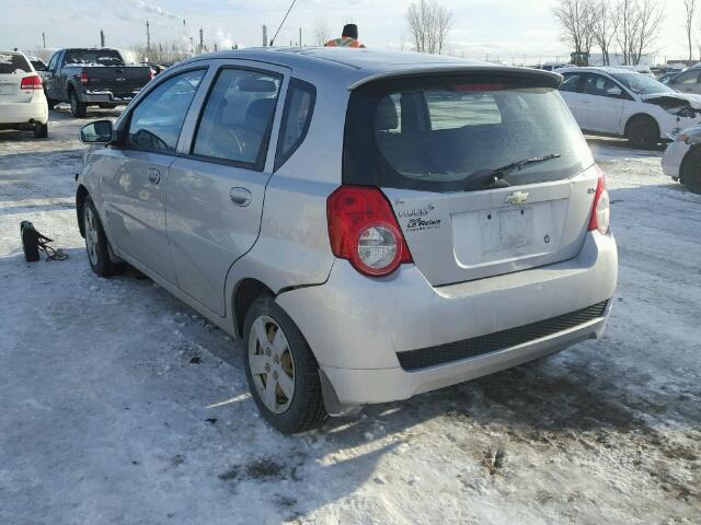 KL1TV65E19B331216 - 2009 CHEVROLET AVEO LS SILVER photo 3