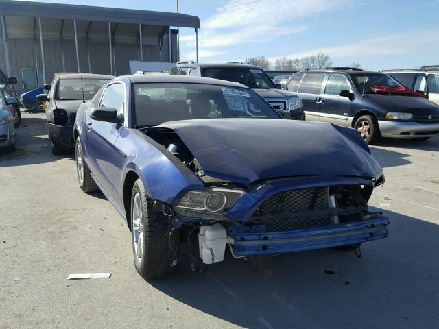 1ZVBP8AM3E5303740 - 2014 FORD MUSTANG PURPLE photo 1